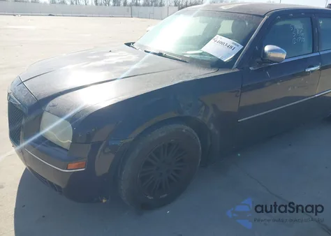 2010 Chrysler 300 Touring из США, поврежденный, VIN 2C3CA4CD0AH148506